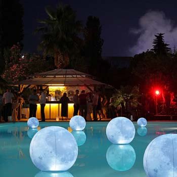 9: Tially Floating Solar Pool Lights